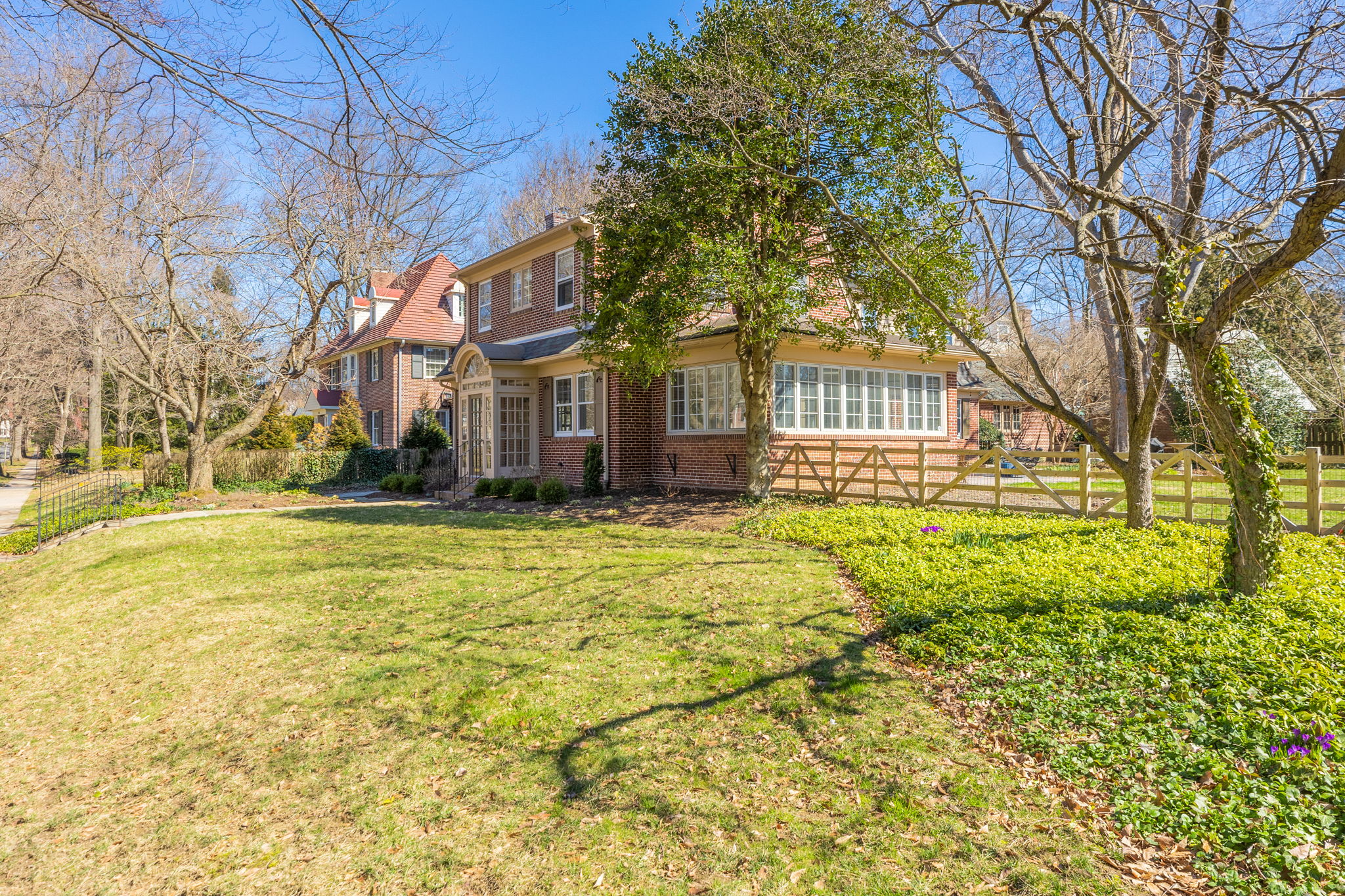 Property thumbnail image